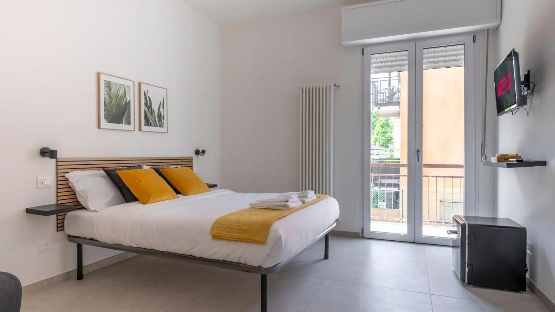 Shiny Rooms Verona Italy