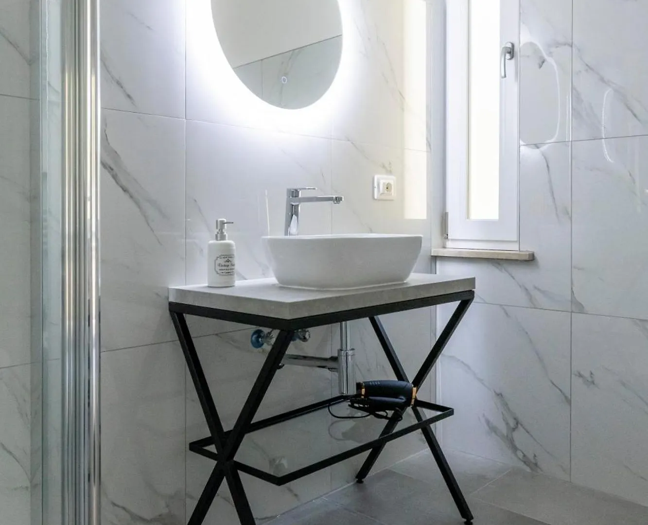 Pensjonat Shiny Rooms Werona